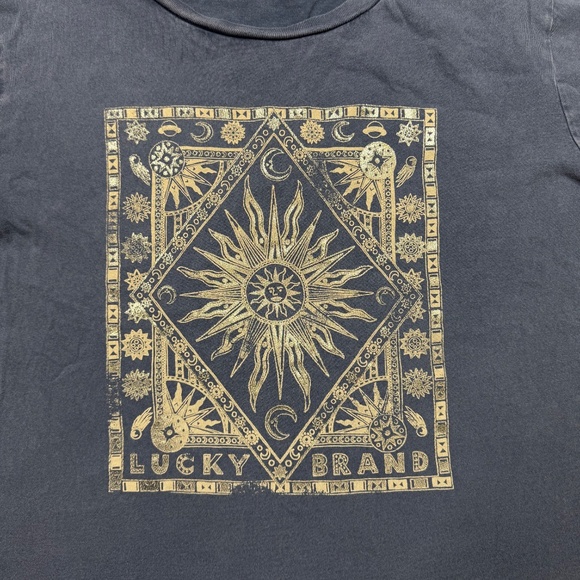 Lucky Brand Graphic T Shirt Women's Size XL Gray Short Sleeve Boxy Cropped Tee - Picture 3 of 7